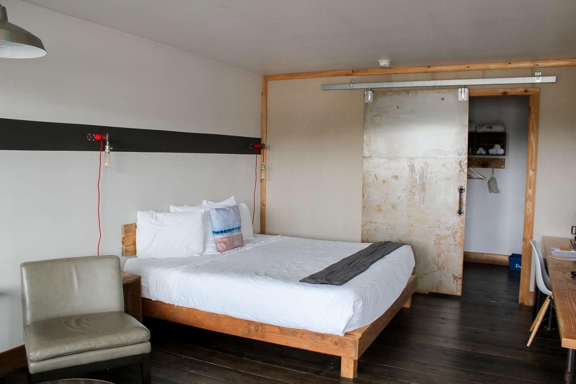 Ashore Hotel Сисайд Экстерьер фото