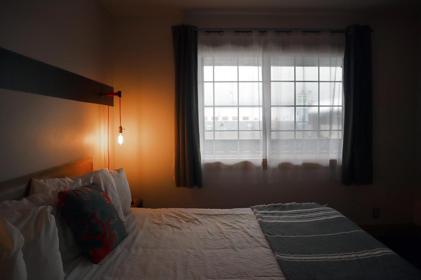 Ashore Hotel Сисайд Экстерьер фото